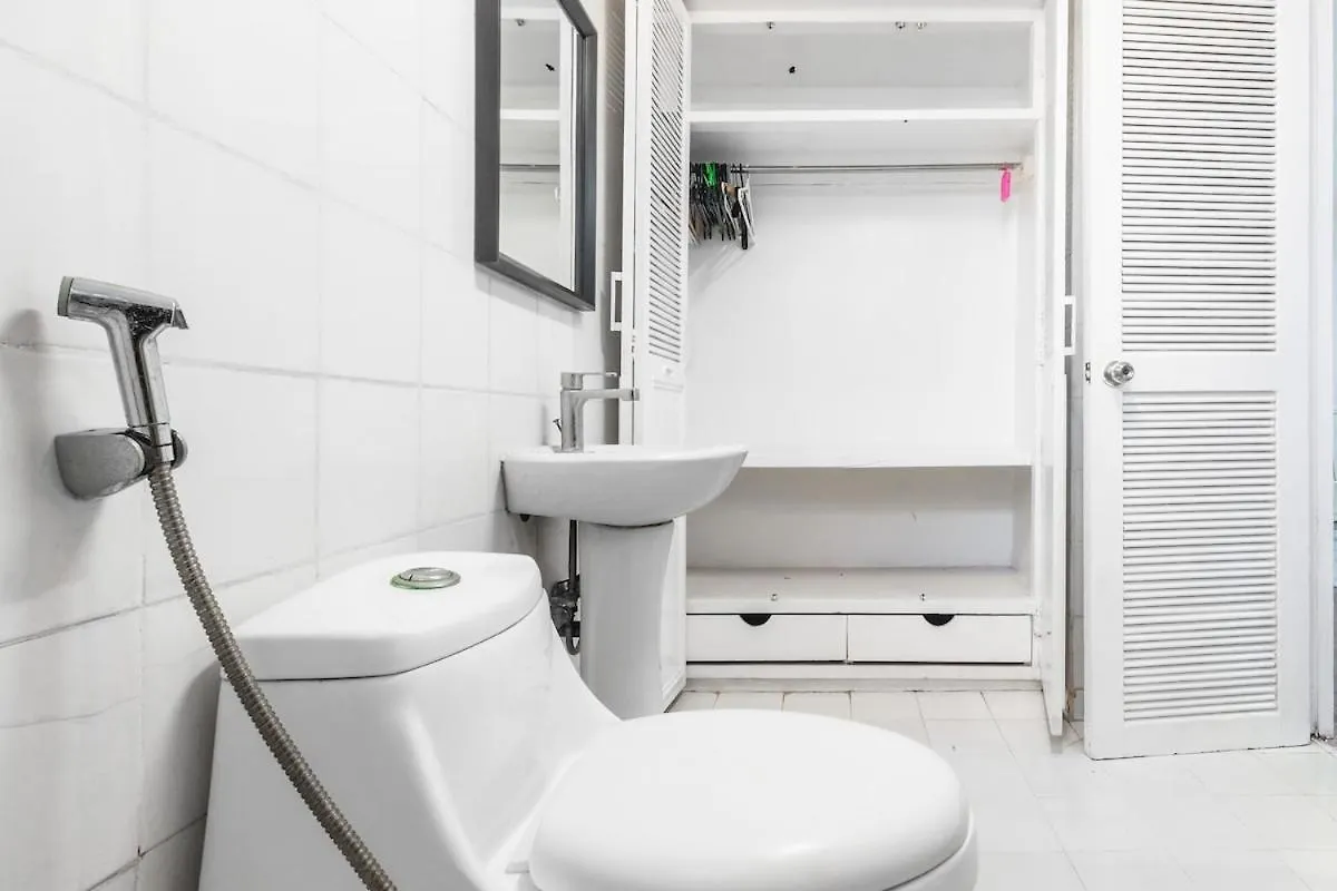 Stylish Hip Studio In The Heart Of Poblacion, Manila Philippines