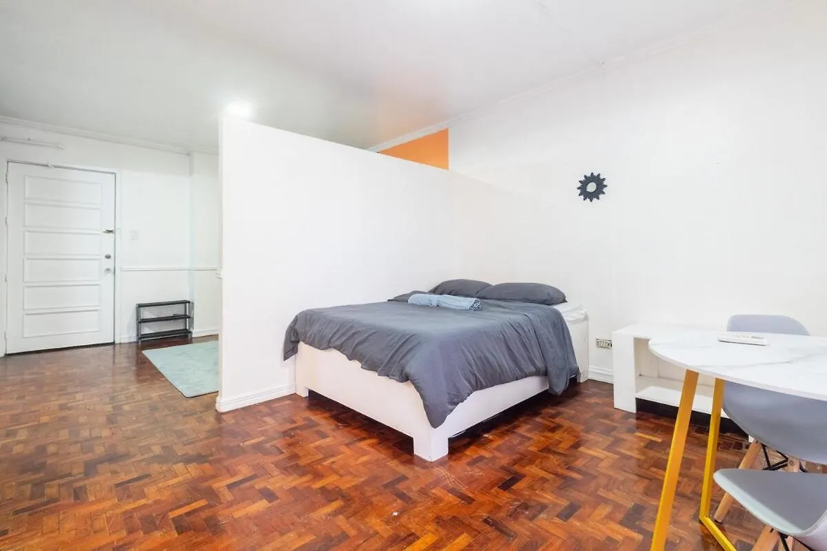 Stylish Hip Studio In The Heart Of Poblacion, Manila Apartment