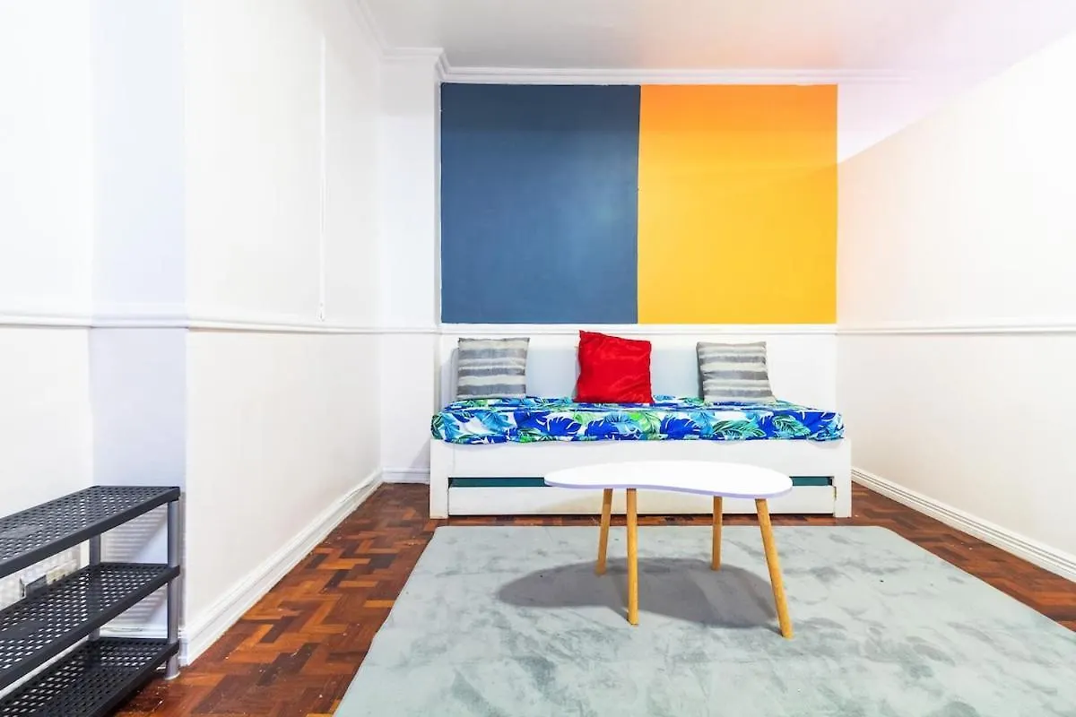 Apartment Stylish Hip Studio In The Heart Of Poblacion, Manila