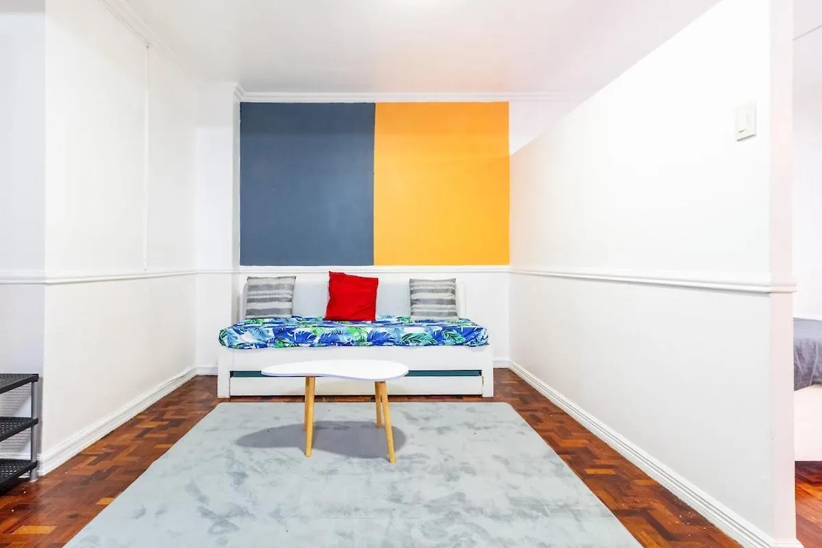 Stylish Hip Studio In The Heart Of Poblacion, Manila Apartment