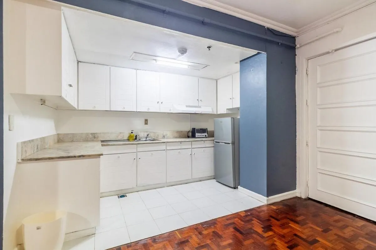Apartment Stylish Hip Studio In The Heart Of Poblacion, Manila